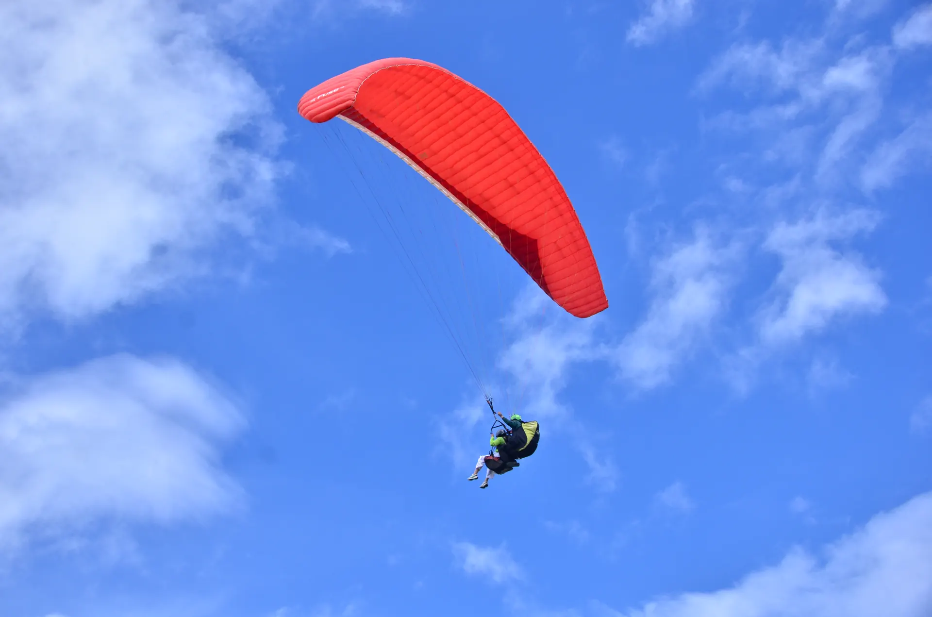 Vuelo en parapente sobre Boyacá